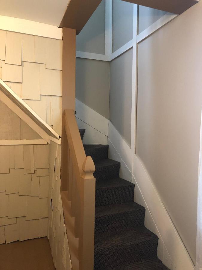 Downtown 2 Bedroom Cottage, Sleeps 6, Walking Distance To Honeywell, Downtown Restaurants, Shopping Wabash Kültér fotó