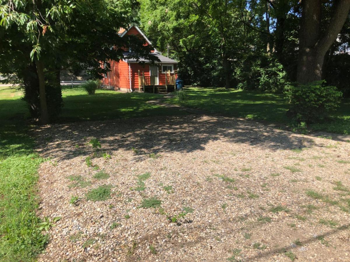Downtown 2 Bedroom Cottage, Sleeps 6, Walking Distance To Honeywell, Downtown Restaurants, Shopping Wabash Kültér fotó