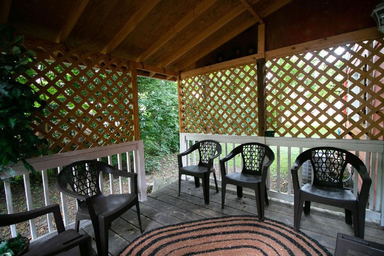 Downtown 2 Bedroom Cottage, Sleeps 6, Walking Distance To Honeywell, Downtown Restaurants, Shopping Wabash Kültér fotó