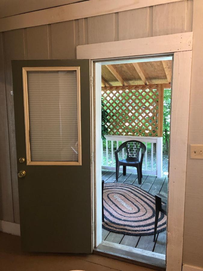 Downtown 2 Bedroom Cottage, Sleeps 6, Walking Distance To Honeywell, Downtown Restaurants, Shopping Wabash Kültér fotó